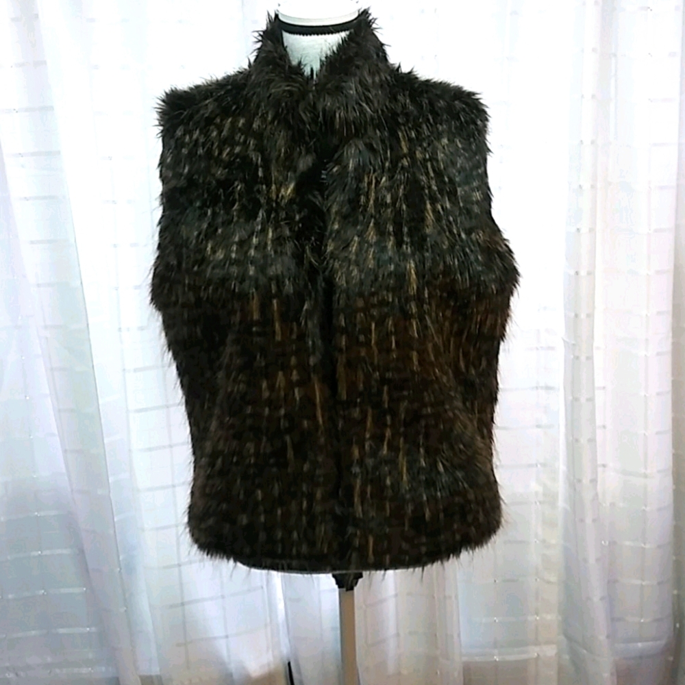 Painted Pony Faux fur vest